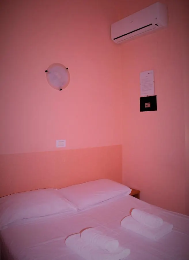 Hotel Moon Light Rome 2*,  Italy